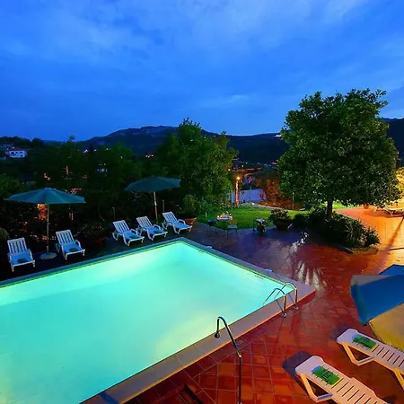 Sleeps 18 Pool Wifi * Barrio (Viana do Castelo)